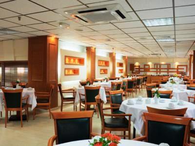Elpida City Hotel เซเรส ภายนอก รูปภาพ