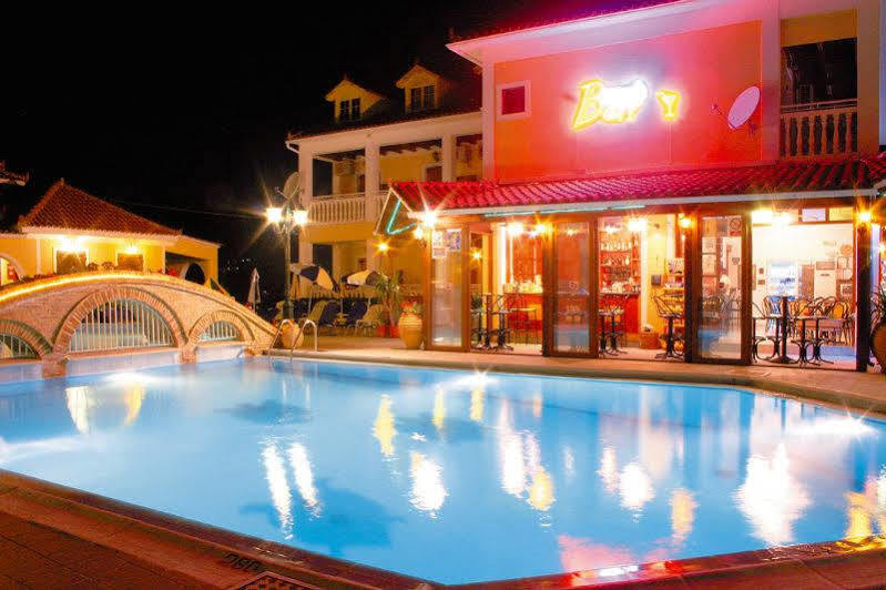 Elpida City Hotel เซเรส ภายนอก รูปภาพ